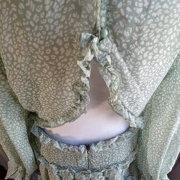 Source Unknown Light Sage Green Ruffle Midi Dress - Picture 4 of 8